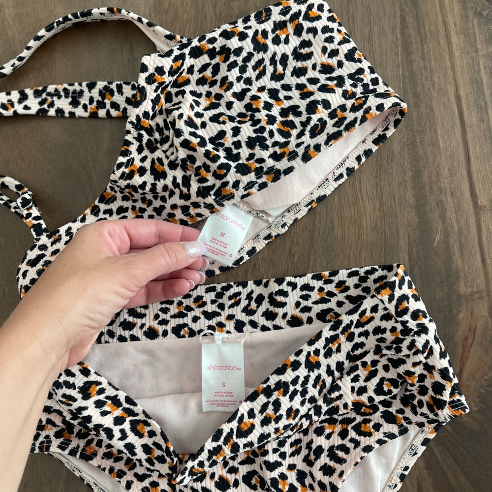 Xhilaration High Waisted Cheetah Ribbed Bikini - Picture 4 of 12